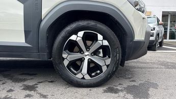 Dacia Duster 1.6 Hybrid 140 Journey 5dr Auto