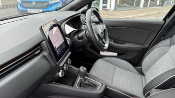 Renault Clio 1.6 E-TECH Hybrid 140 Lutecia SE 5dr Auto