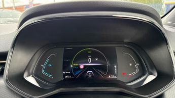 Renault Clio 1.6 E-TECH Hybrid 140 Lutecia SE 5dr Auto
