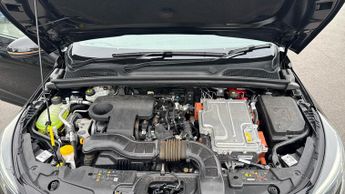 Renault Clio 1.6 E-TECH Hybrid 140 Lutecia SE 5dr Auto