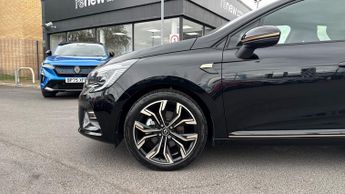 Renault Clio 1.6 E-TECH Hybrid 140 Lutecia SE 5dr Auto