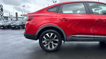 Renault Arkana 1.3 TCe Mild Hybrid 140 Iconic 5dr EDC