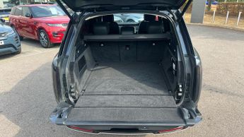 Land Rover Range Rover 3.0 D350 HSE 4dr Auto With Sliding Panoramic Roof and Head-up Di