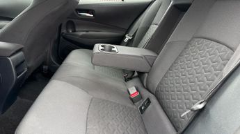 Toyota Corolla 1.8 VVT-i Hybrid Icon 5dr CVT
