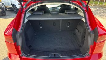 Jaguar E-PACE 2.0 P200 S 5dr Auto With Meridian Sound System and Keyless Entry