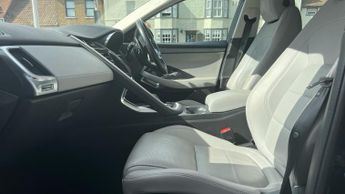 Jaguar E-PACE 1.5 P300e R-Dynamic S 5dr Auto - Cloud Interior - 