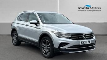 Volkswagen Tiguan 2.0 TDI 200 4Motion Elegance 5dr DSG (Blind Spot Assist)(Panoram