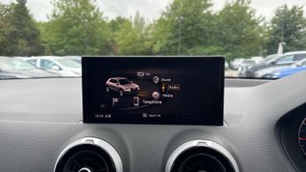 Audi Q2 35 TFSI Black Edition 5dr S Tronic (Comfort/Sound Pack)(Powered 