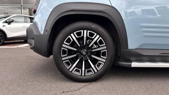 Renault 4 110kW Iconic+ 52kWh Comfort range 5dr Auto