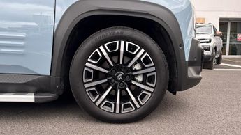 Renault 4 110kW Iconic+ 52kWh Comfort range 5dr Auto