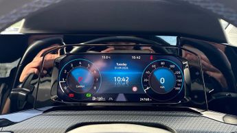 Volkswagen Golf 2.0 TSI 320 R 4Motion 5dr DSG (Blind Spot Assist)(Wireless Charg
