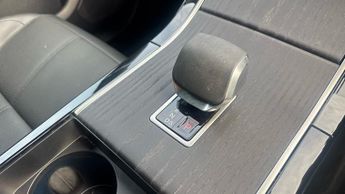 Land Rover Range Rover Velar 3.0 D300 MHEV Autobiography 5dr Auto With Heated Front Seats and