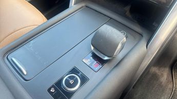 Land Rover Discovery 3.0 D350 Dynamic HSE 5dr Auto With Heated and Cooled Front Seats