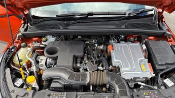 Renault Clio 1.6 E-TECH Hybrid 140 SE Edition 5dr Auto