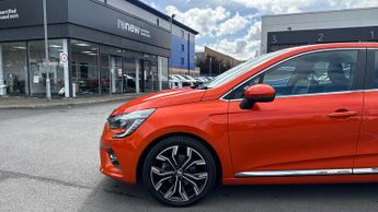 Renault Clio 1.6 E-TECH Hybrid 140 SE Edition 5dr Auto