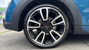 Mini Hatch 1.5 Cooper Sport 5dr Auto