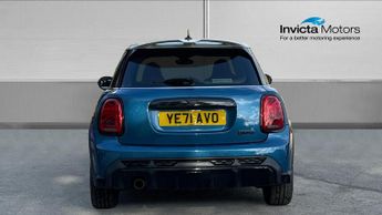 Mini Hatch 1.5 Cooper Sport 5dr Auto