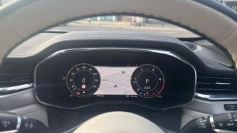 Jaguar F-PACE 2.0 D200 R-Dynamic SE Black 5dr Auto AWD - Low Mileage - 