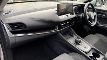 Nissan Qashqai 1.3 DiG-T MH 158 N-Connecta 5dr Xtronic