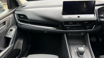 Nissan Qashqai 1.3 DiG-T MH 158 N-Connecta 5dr Xtronic