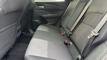 Nissan Qashqai 1.3 DiG-T MH 158 N-Connecta 5dr Xtronic