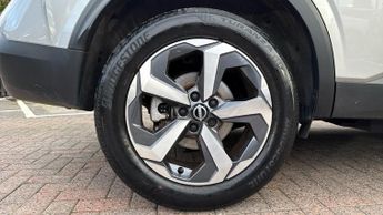 Nissan Qashqai 1.3 DiG-T MH 158 N-Connecta 5dr Xtronic