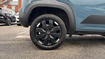 Dacia Spring 27kWh Extreme 65 48kW 5dr Auto (Rear Parking Camera)(Air Condito