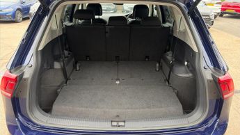 Volkswagen Tiguan Allspace 1.5 TSI Life 5dr DSG Auto with 7 Seats  Adaptive Cruise
