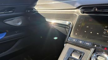 Aston Martin Vantage V8 2dr Auto