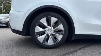Tesla Model Y RWD 5dr Auto (Fixed Glass Roof)(Navigation)(Heated Front Seats)