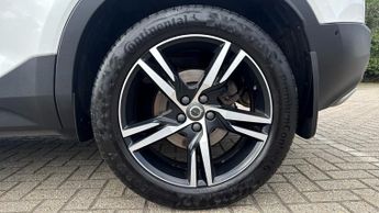 Volvo XC40 2.0 D4 (190) AWD First Edition Auto with Panoramic Roof  Heated 