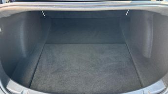 Tesla Model 3 Long Range AWD 4dr Auto