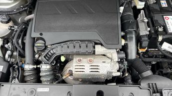 Peugeot 208 1.2 PureTech 100 GT Line 5dr EAT8 (Front/Rear Parking Sensors)(L