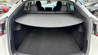 Tesla Model Y Long Range AWD 5dr Auto