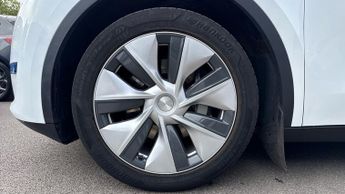 Tesla Model Y Long Range AWD 5dr Auto