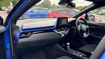 Toyota C-HR 1.8 VVT-i Hybrid Dynamic 5dr CVT (Navigation)(Park Assist)(Adapt