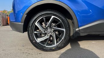 Toyota C-HR 1.8 VVT-i Hybrid Dynamic 5dr CVT (Navigation)(Park Assist)(Adapt