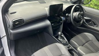 Toyota Yaris Cross 1.5 Hybrid Dynamic AWD 5dr CVT