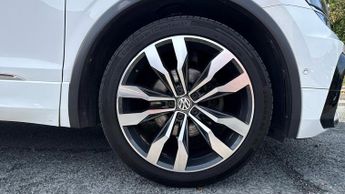 Volkswagen Tiguan 2.0 TDi 150 4Motion R-Line Tech 5dr DSG