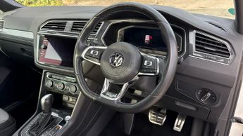 Volkswagen Tiguan 2.0 TDi 150 4Motion R-Line Tech 5dr DSG