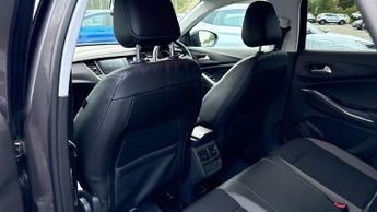 Vauxhall Grandland X 1.2 Turbo SRi Nav 5dr (Front/Rear Parking Sensors)(Cruise Contro