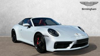 Porsche 911 GTS 2dr PDK