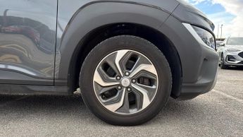 Hyundai Kona 1.6 GDi Hybrid SE Connect 5dr DCT (Rear Parking Sensors)(Apple C