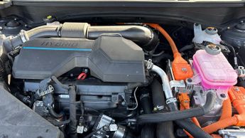 Kia Sportage 1.6T GDi 207 HEV GT-Line S 5dr Auto