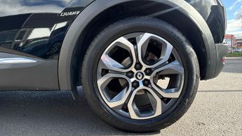 Renault Captur 1.6 E-Tech full hybrid 145 Techno 5dr Auto