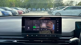 MG MG4 EV 125kW SE EV 51kWh 5dr Auto (Rear Parking Sensors)(Apple Carplay/