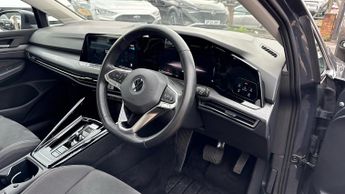 Volkswagen Golf 1.4 TSI eHybrid Style 5dr DSG (Front/Rear Parking Sensors)(Adapt