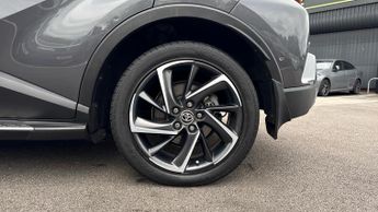 Toyota C-HR 2.0 Hybrid Dynamic 5dr CVT (Front/Rear Parking Sensors)(Lane Ass