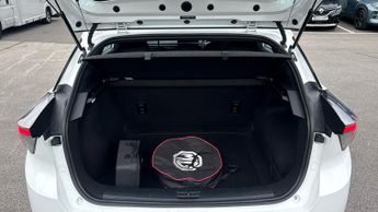 MG MG4 EV 125kW SE EV 51kWh 5dr Auto (Rear Parking Sensors)(Apple Carplay/