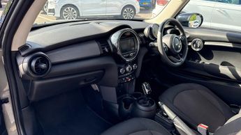 Mini Hatch 1.5 Cooper Classic II 3dr Auto (LED Lights)